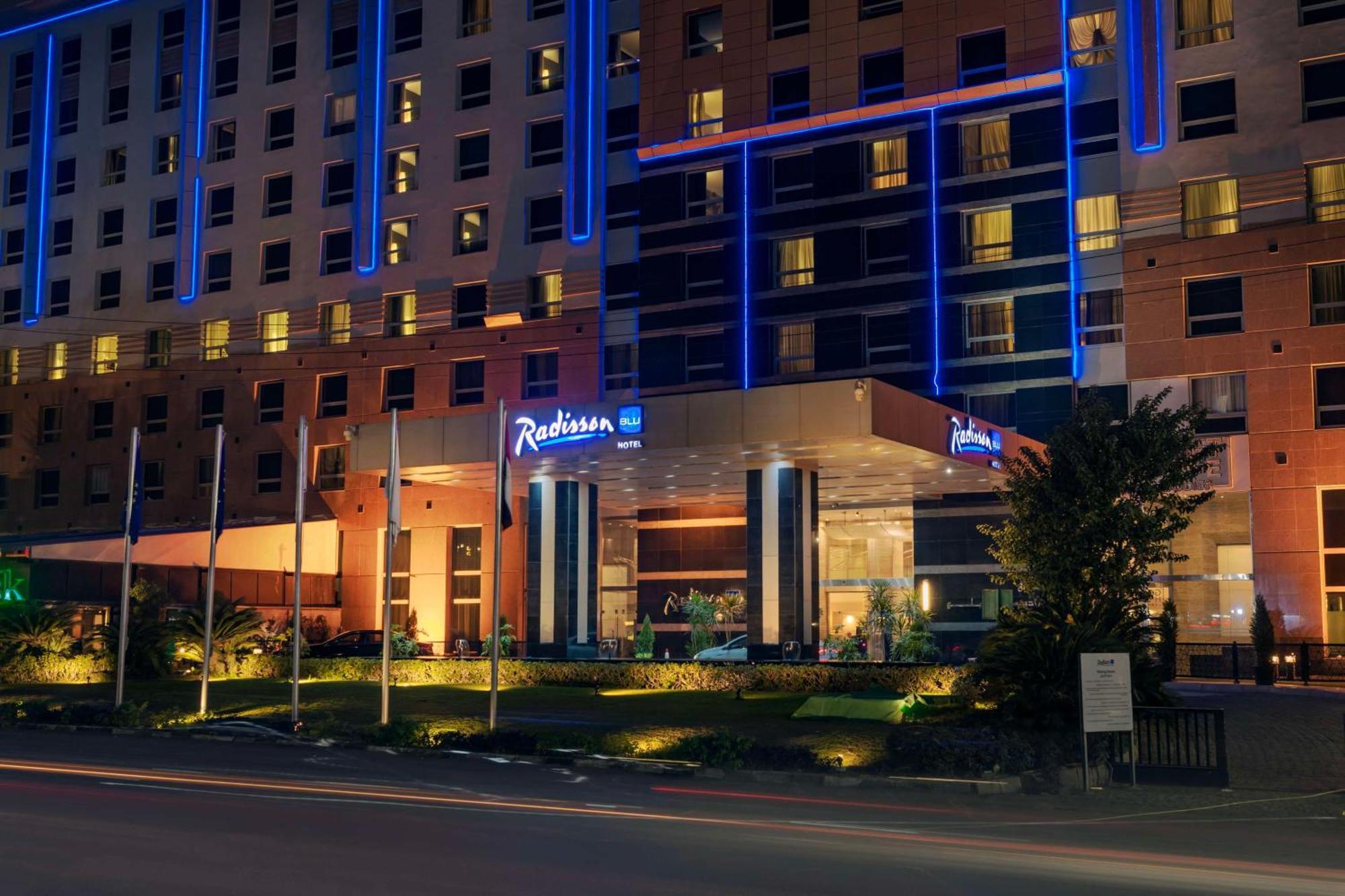 Radisson Blu Hotel, Cairo Heliopolis Exterior photo